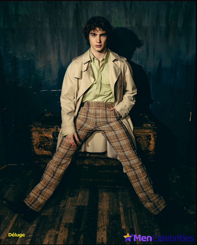 Alessandro Bedetti naked and sexy photos