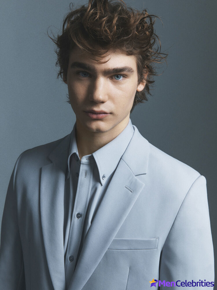 Alessandro Bedetti naked and sexy photos