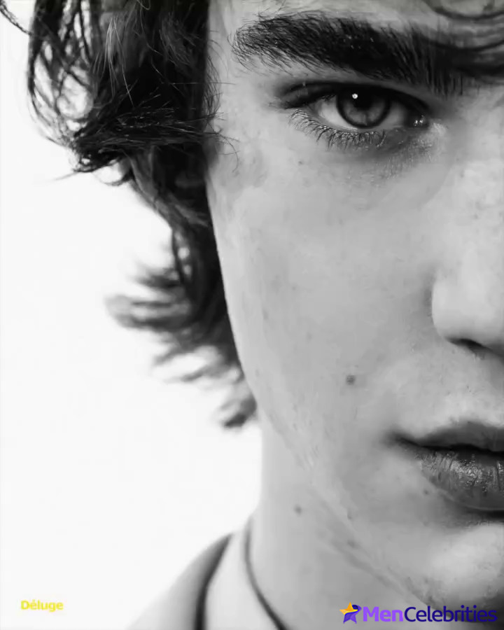 Alessandro Bedetti naked and sexy photos