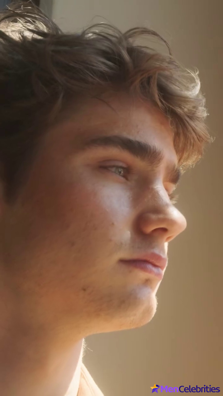 Alessandro Bedetti naked and sexy photos