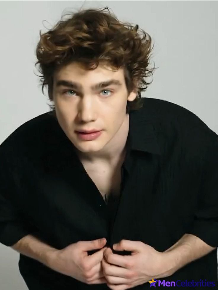 Alessandro Bedetti naked and sexy photos