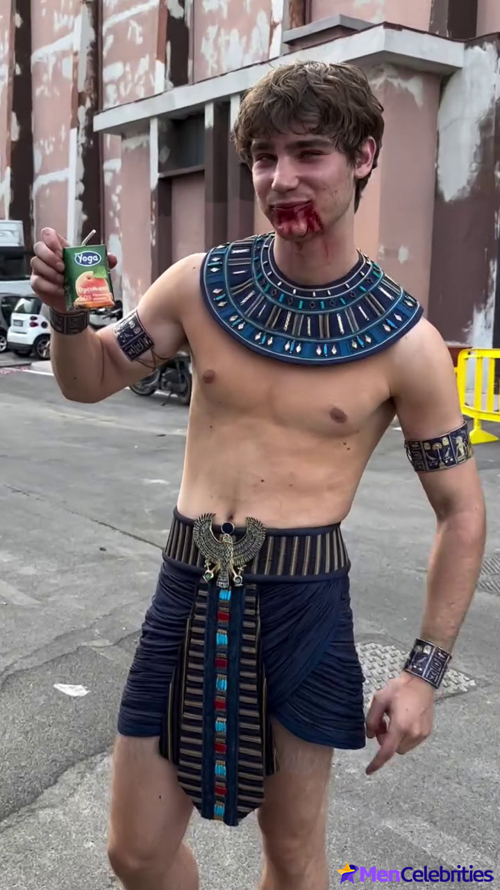 Alessandro Bedetti naked and sexy photos