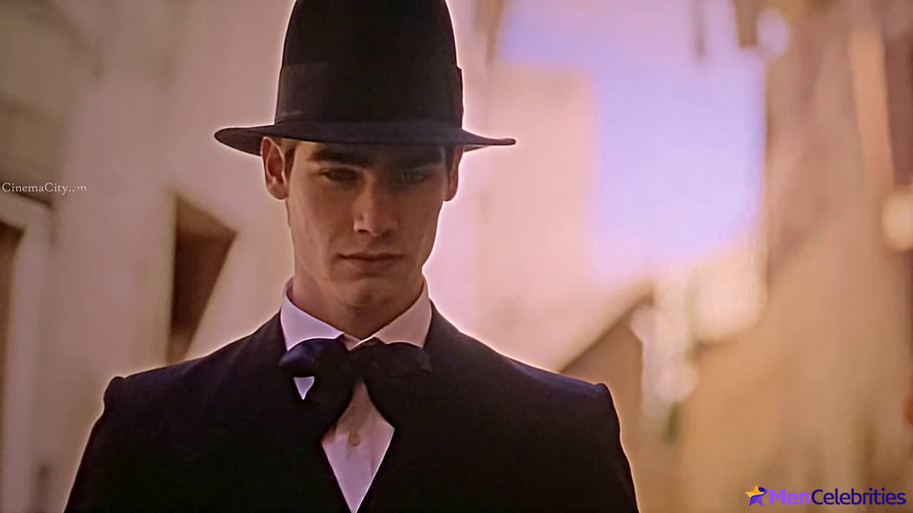 Alessandro Bedetti nude gay sex scenes