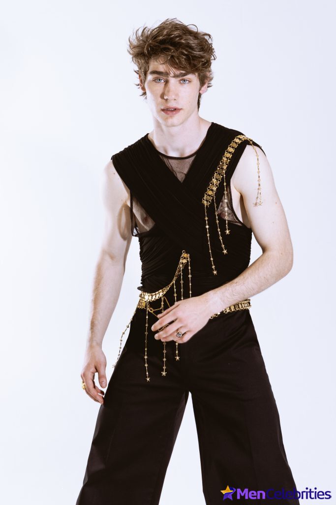 Alessandro Bedetti naked and sexy photos