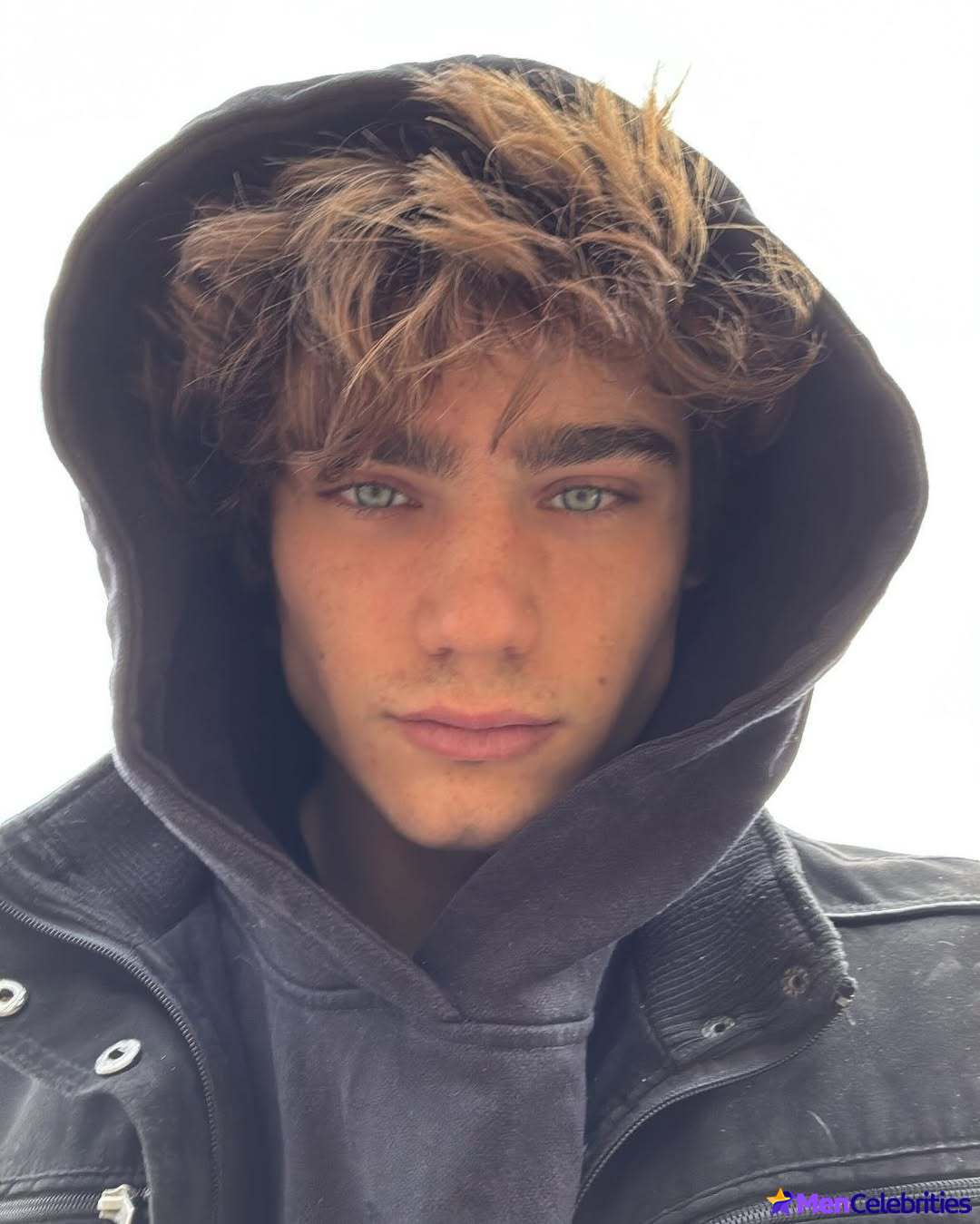 Alessandro Bedetti naked and sexy photos