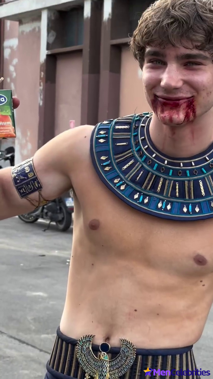 Alessandro Bedetti naked and sexy photos