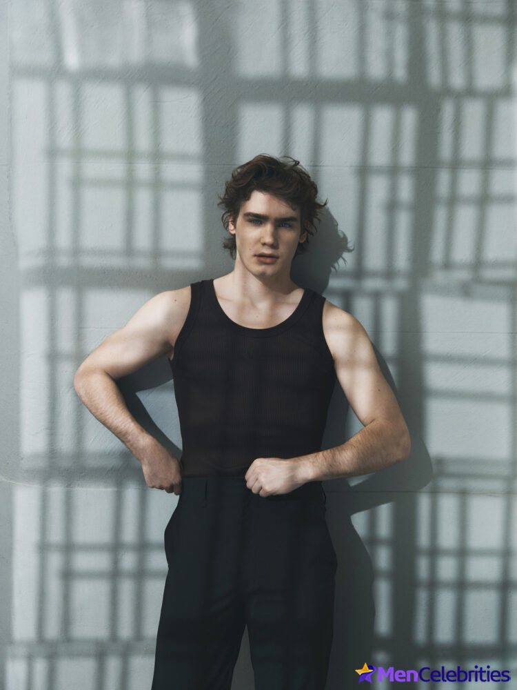 Alessandro Bedetti naked and sexy photos