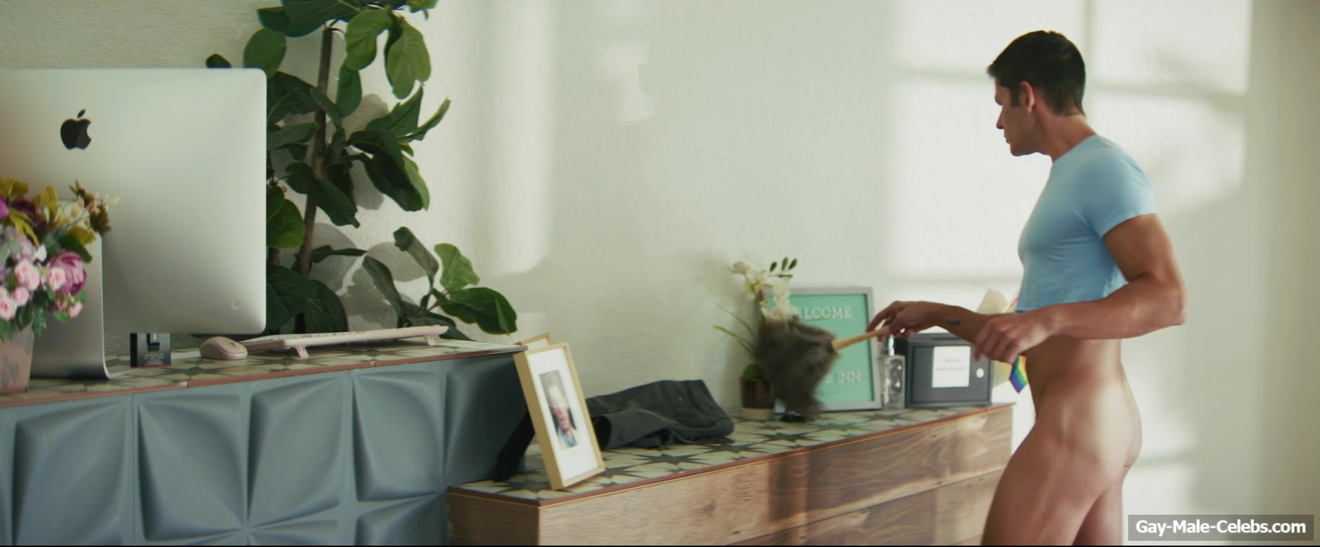 Alex Ringler In Laid Bare