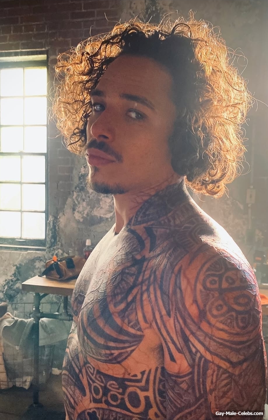 Anthony Ramos naked and bulge photos