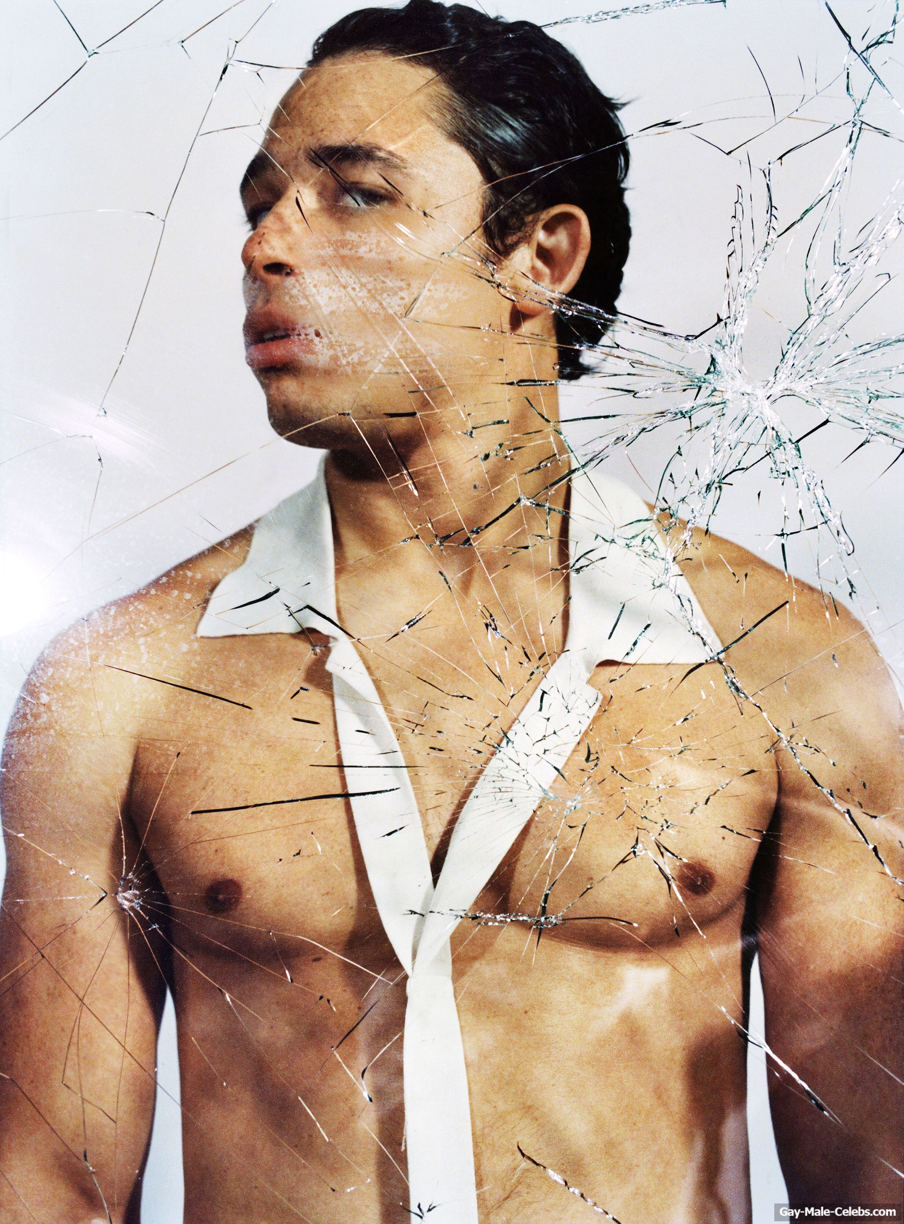 Anthony Ramos naked and bulge photos