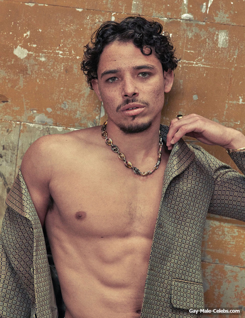 Anthony Ramos naked and bulge photos