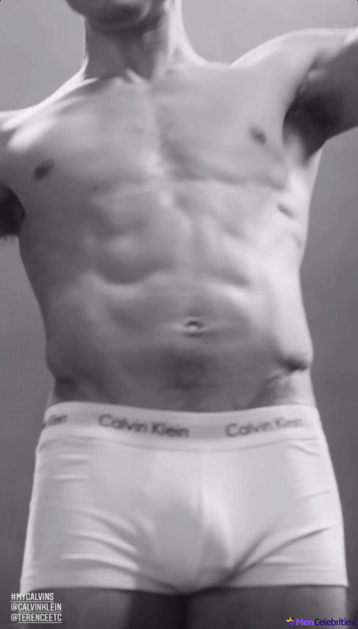 Anthony Ramos cock bulge