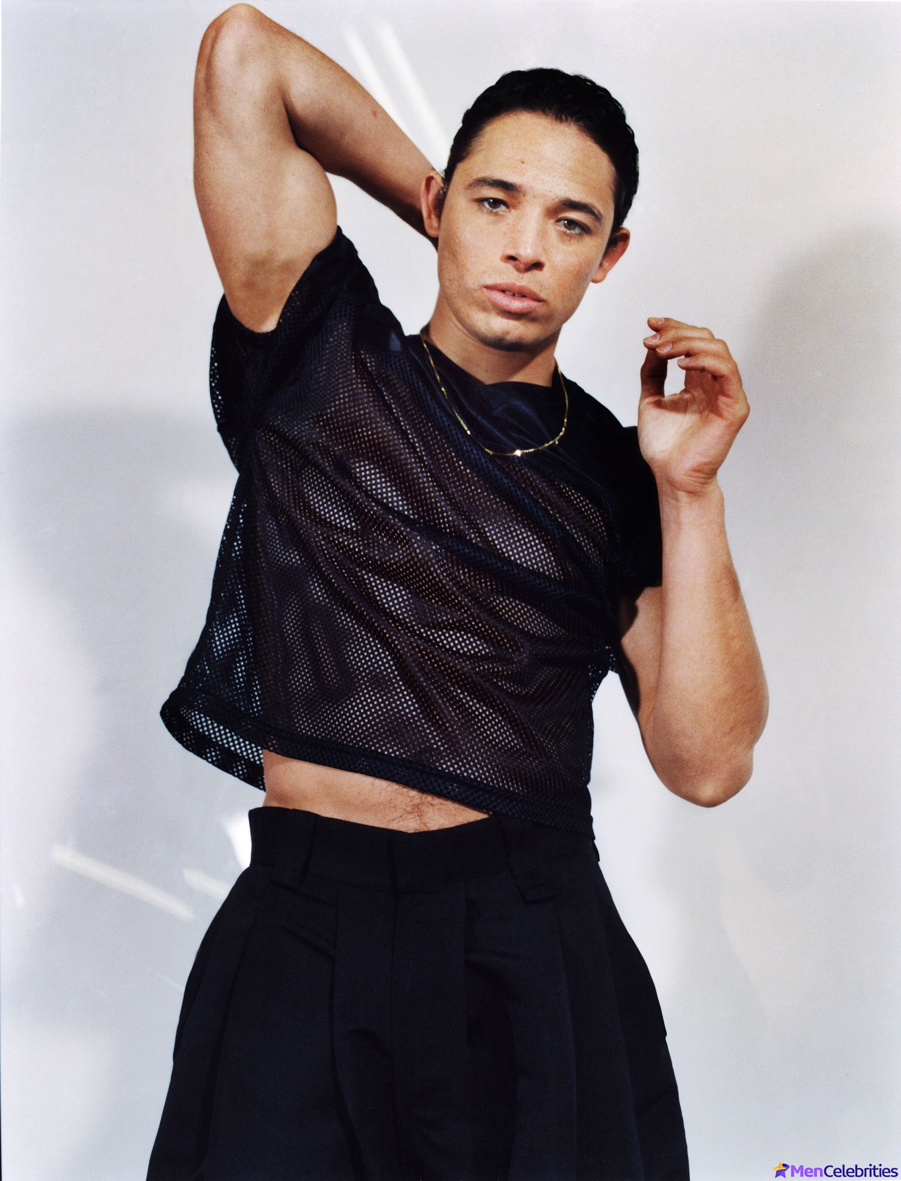 Anthony Ramos shirtless and bulge underwear pics