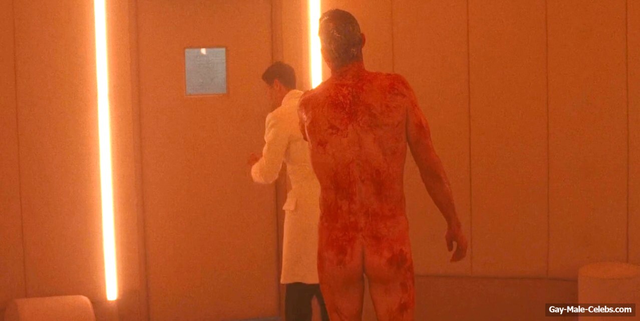 Ashton Kutcher nude butt