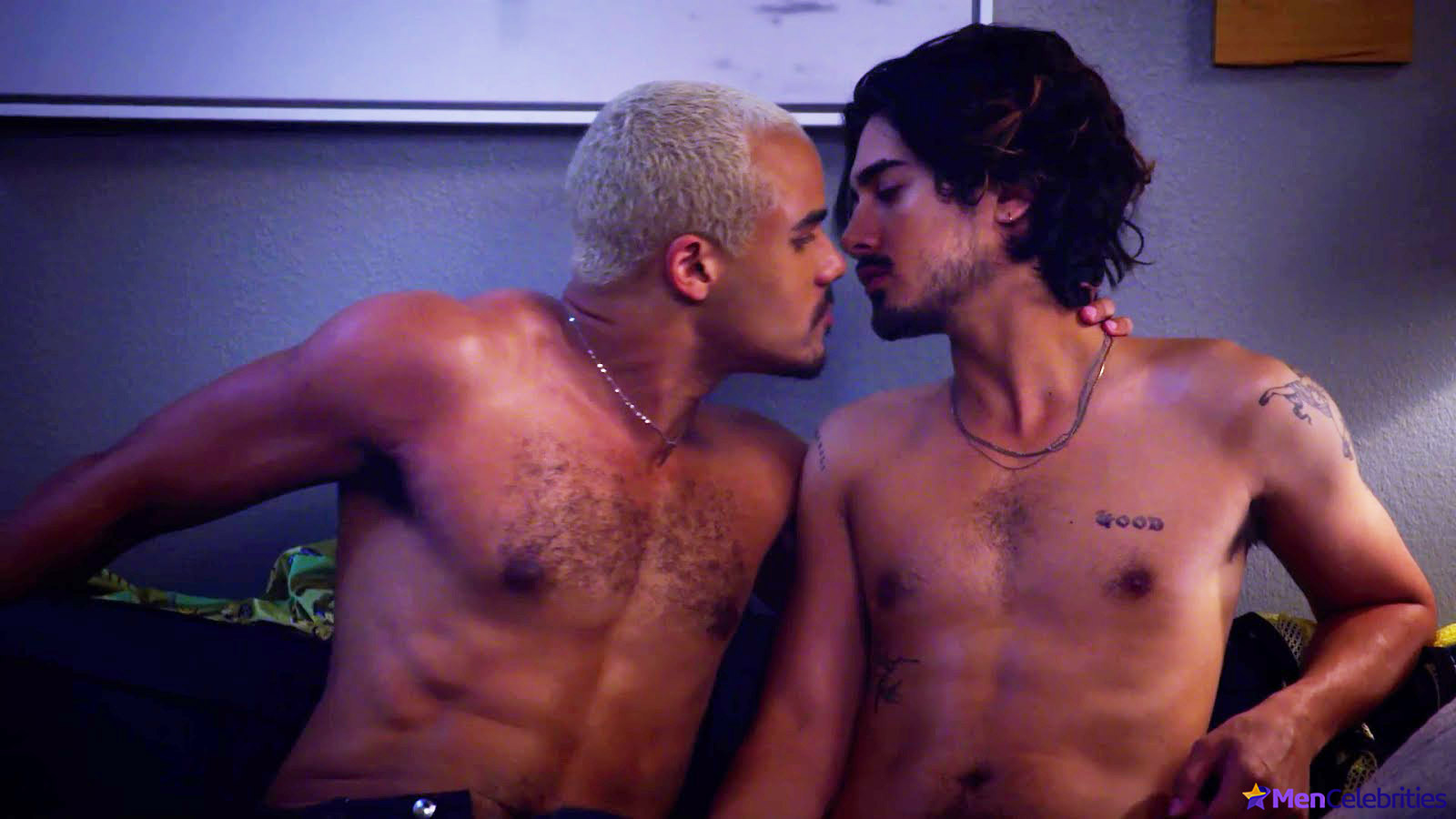Avan Jogia gay video