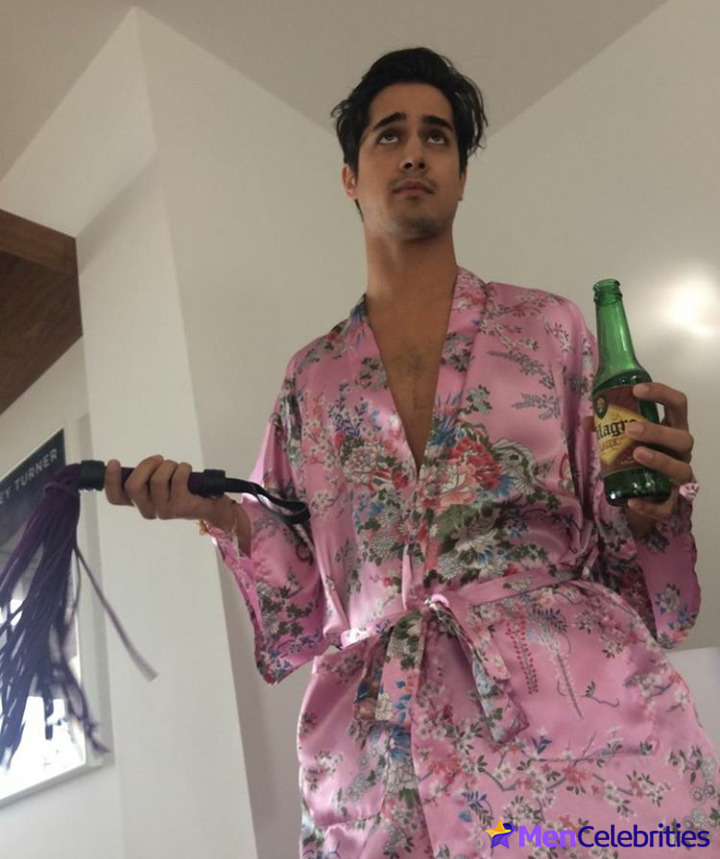 Avan Jogia leaked nude photos