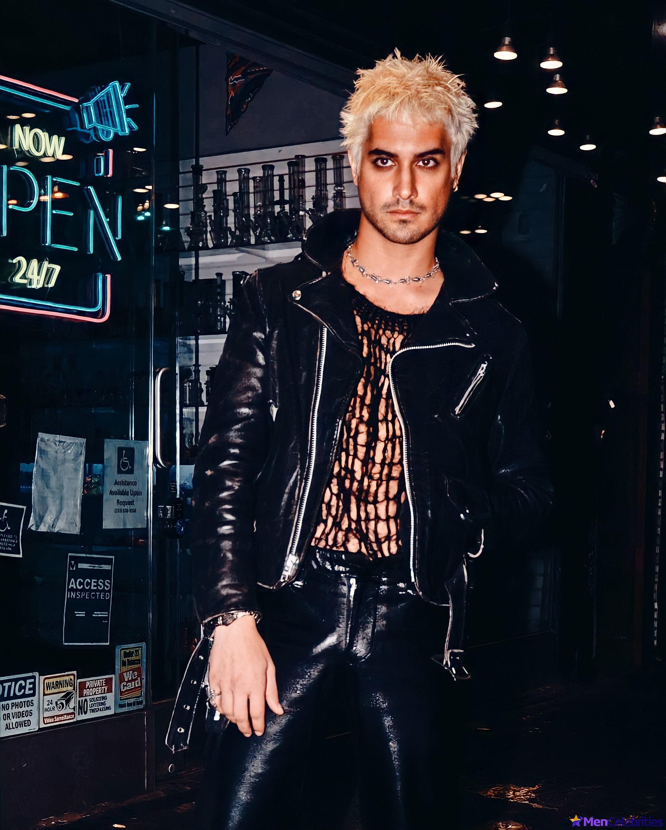 Avan Jogia sexy photos