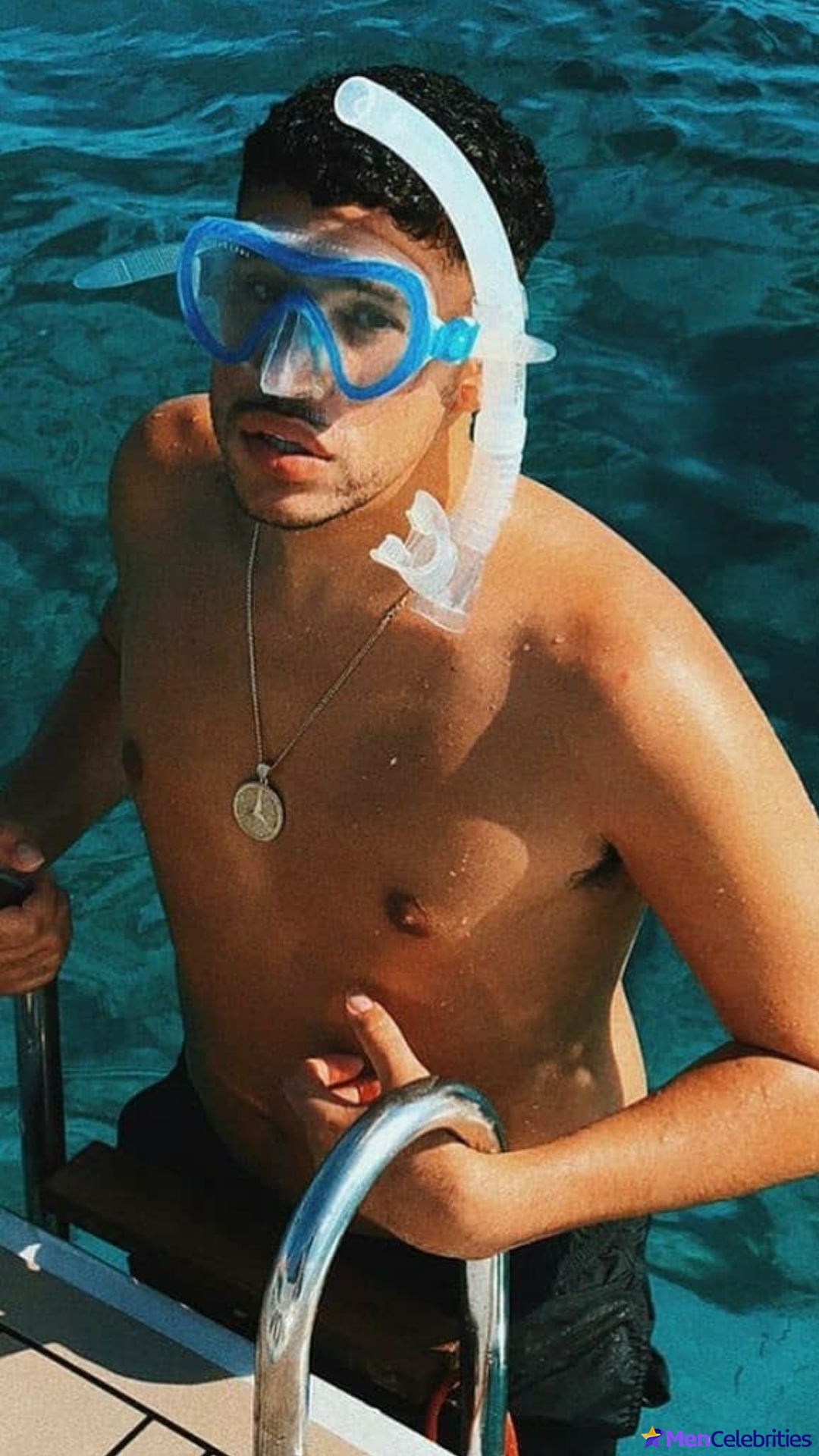 Bad Bunny cock bulge and erotic pics