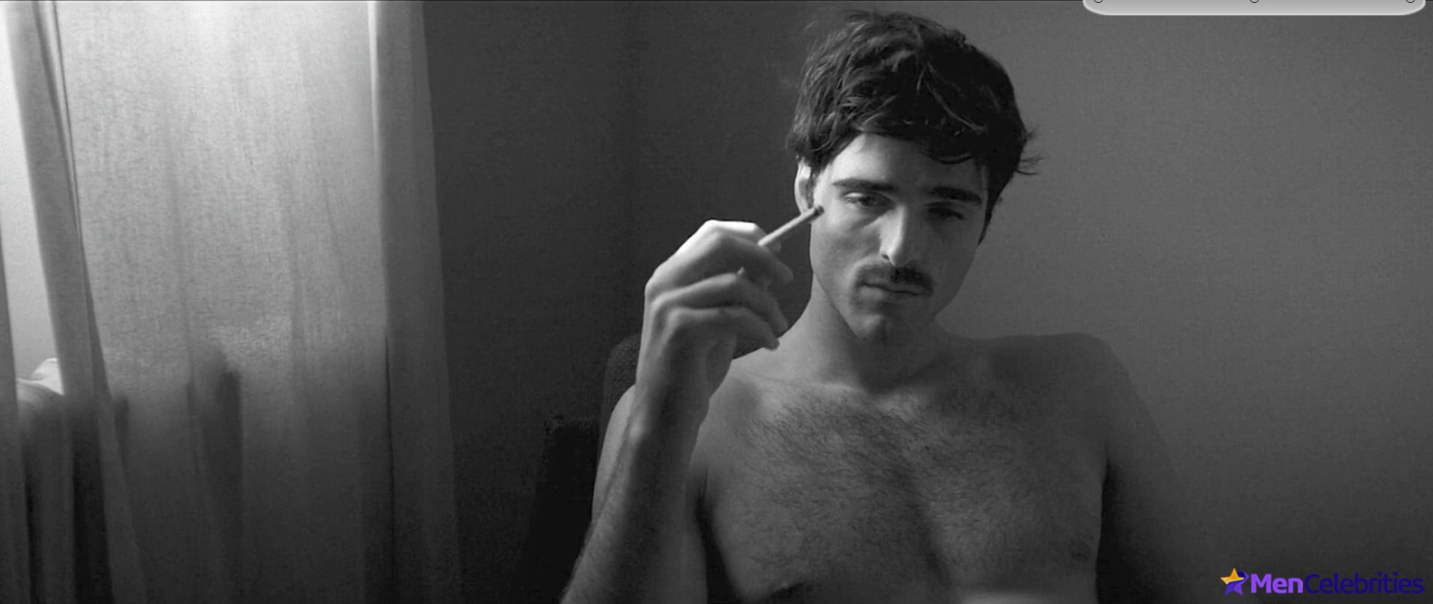 Jacob Elordi nude photo gallery