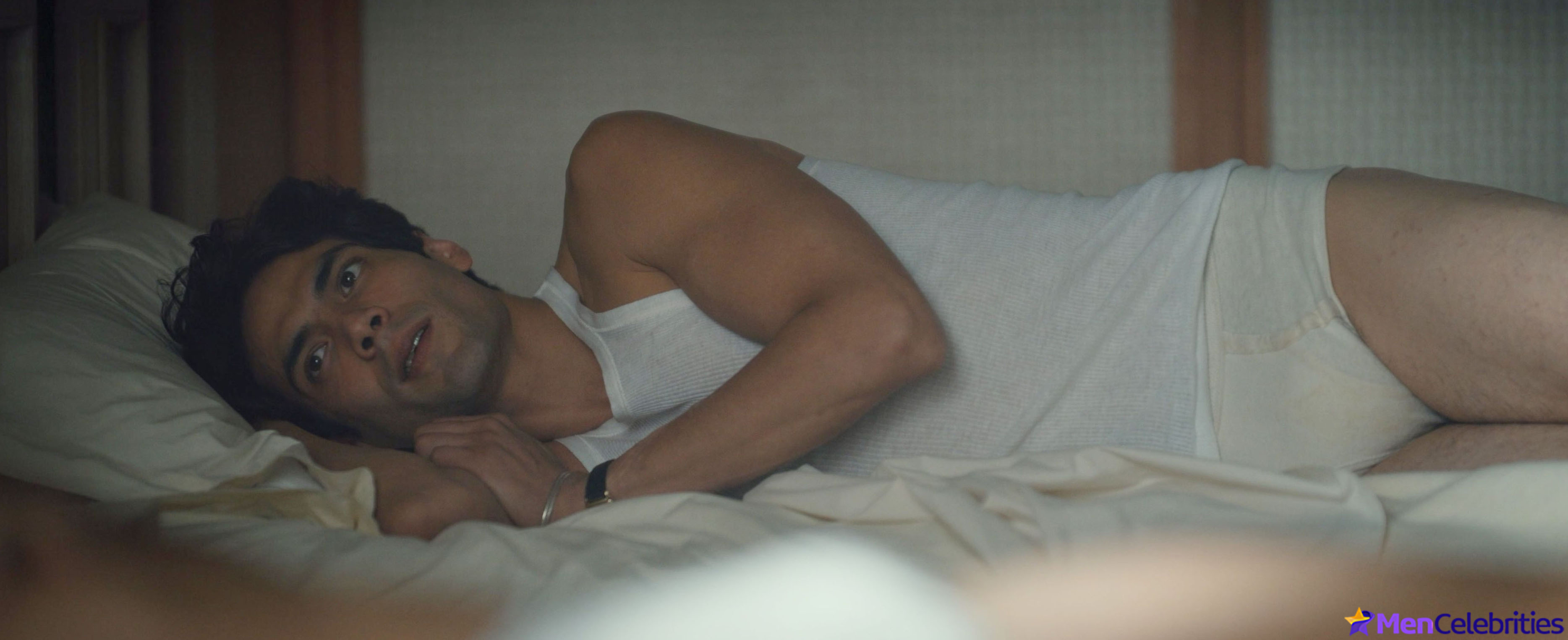 Jacob Elordi nude photo gallery