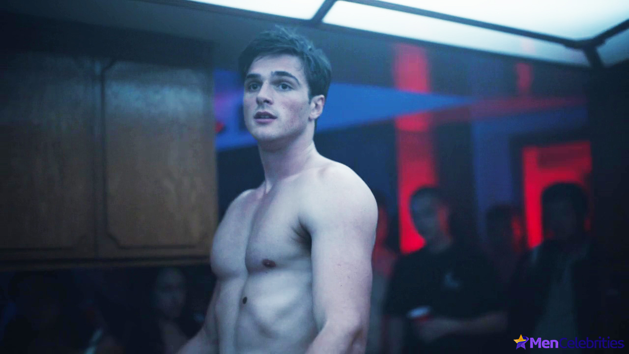 Jacob Elordi nude photo gallery