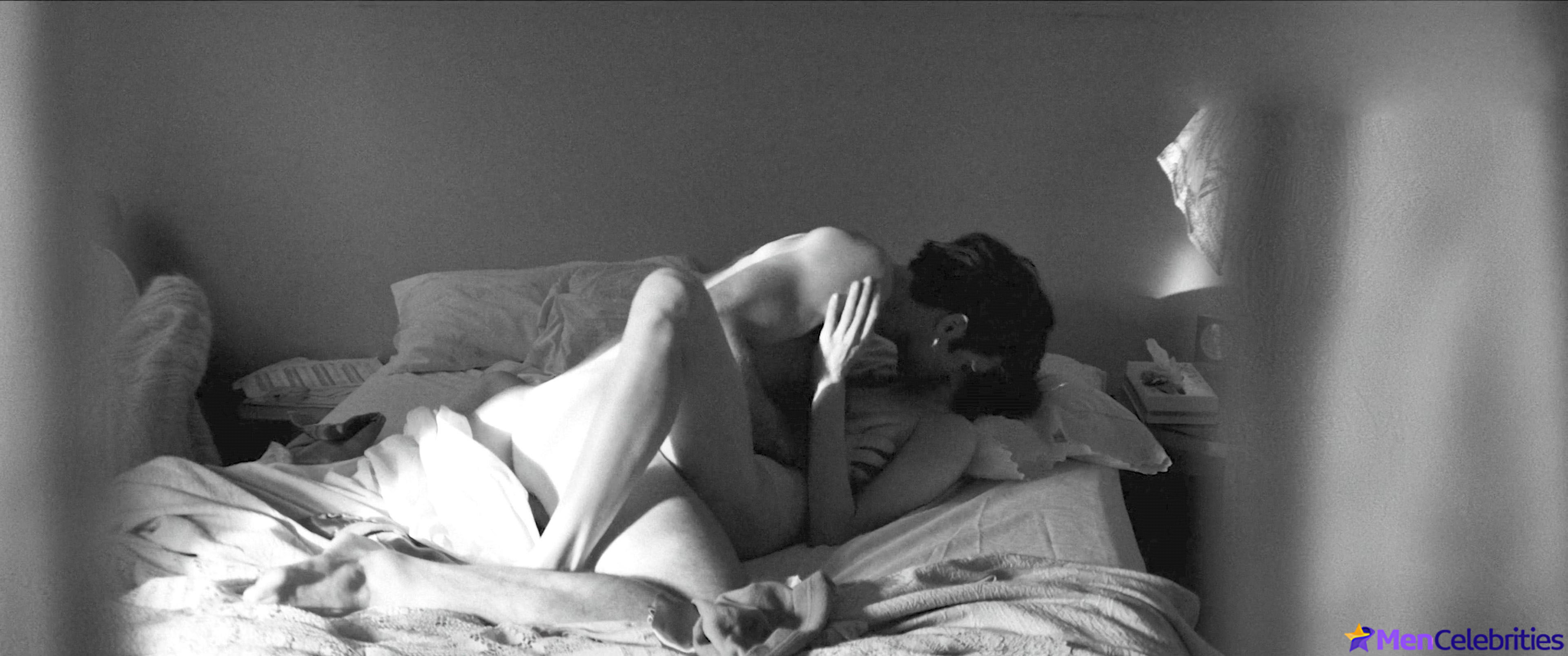 Jacob Elordi nude photo gallery