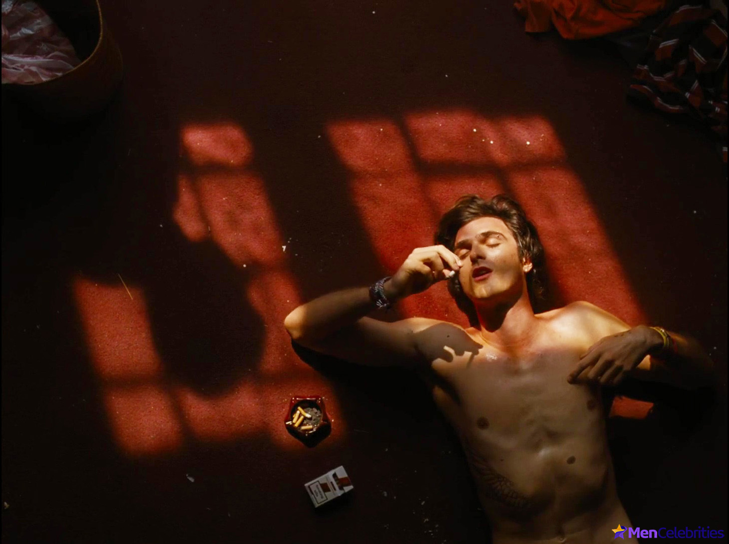 Jacob Elordi nude photo gallery