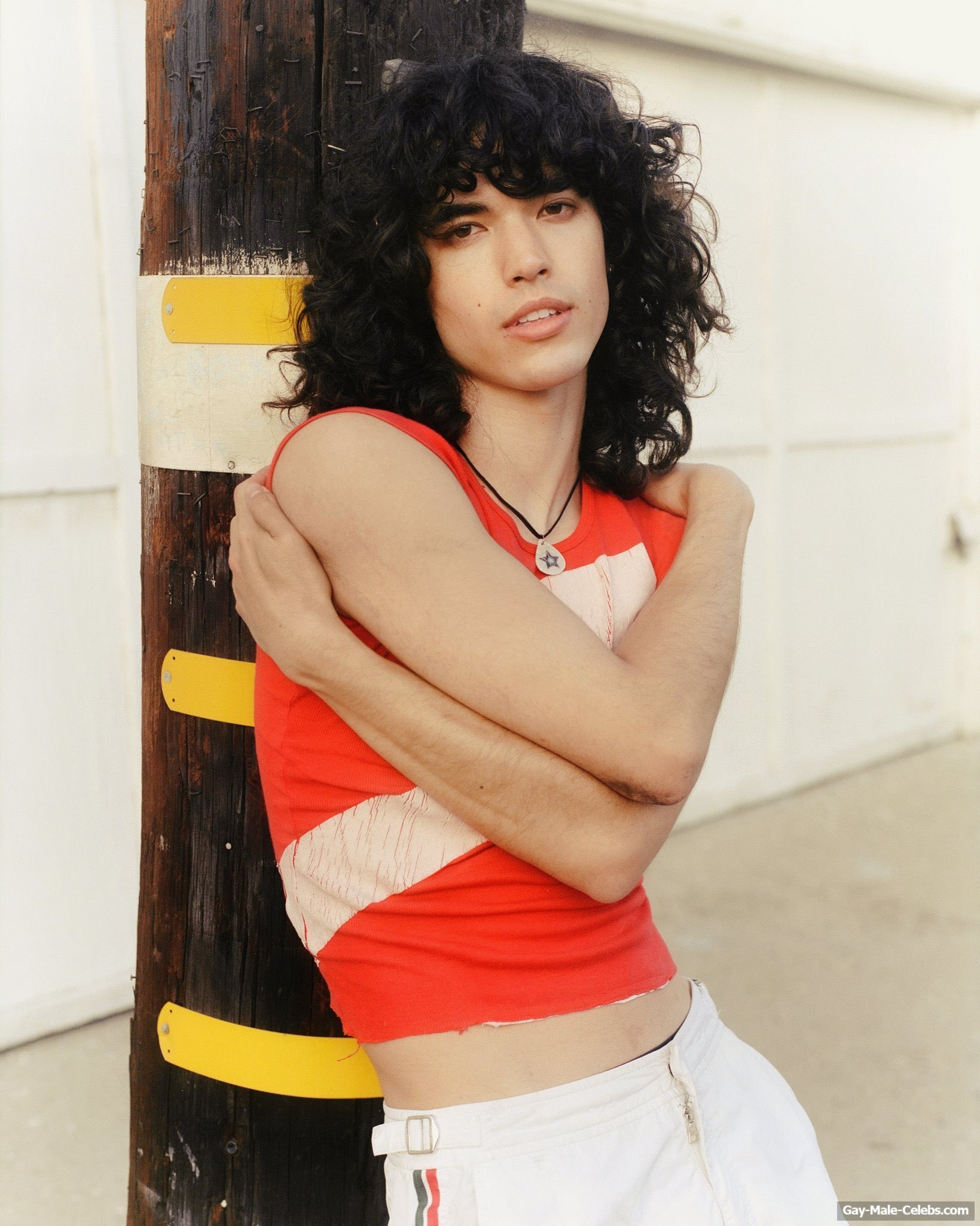 Conan Gray shirtless and sexy pics