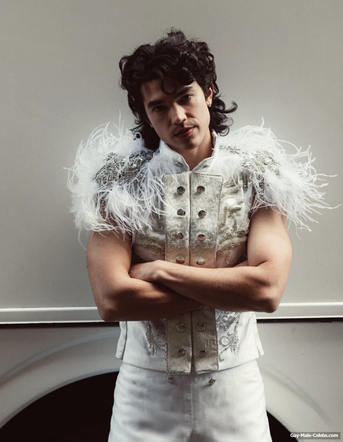 Conan Gray shirtless and sexy pics