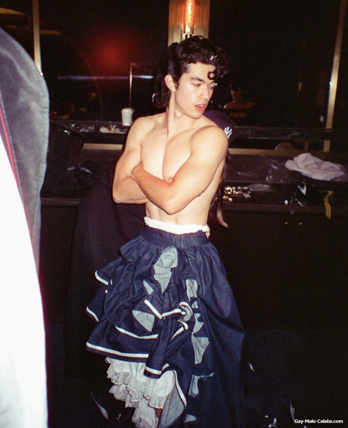 Conan Gray shirtless and sexy pics