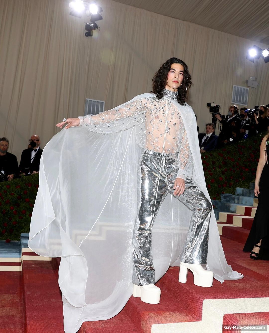 Conan Gray shirtless and sexy pics