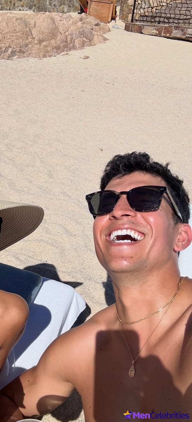 Danny Ramirez shirtless and underwear pics