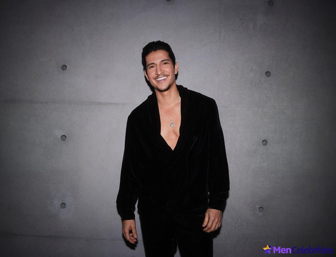 Danny Ramirez shirtless and underwear pics