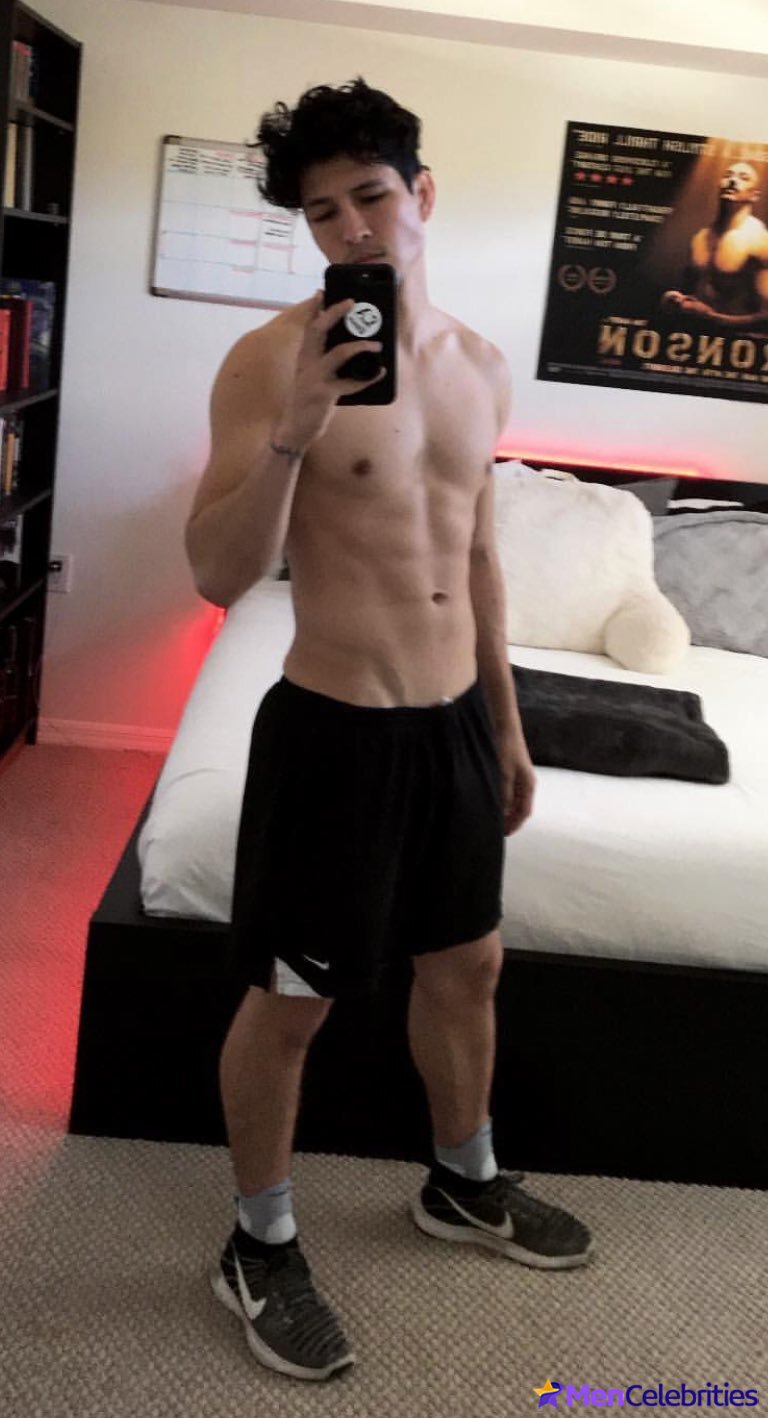 Danny Ramirez shirtless and underwear pics