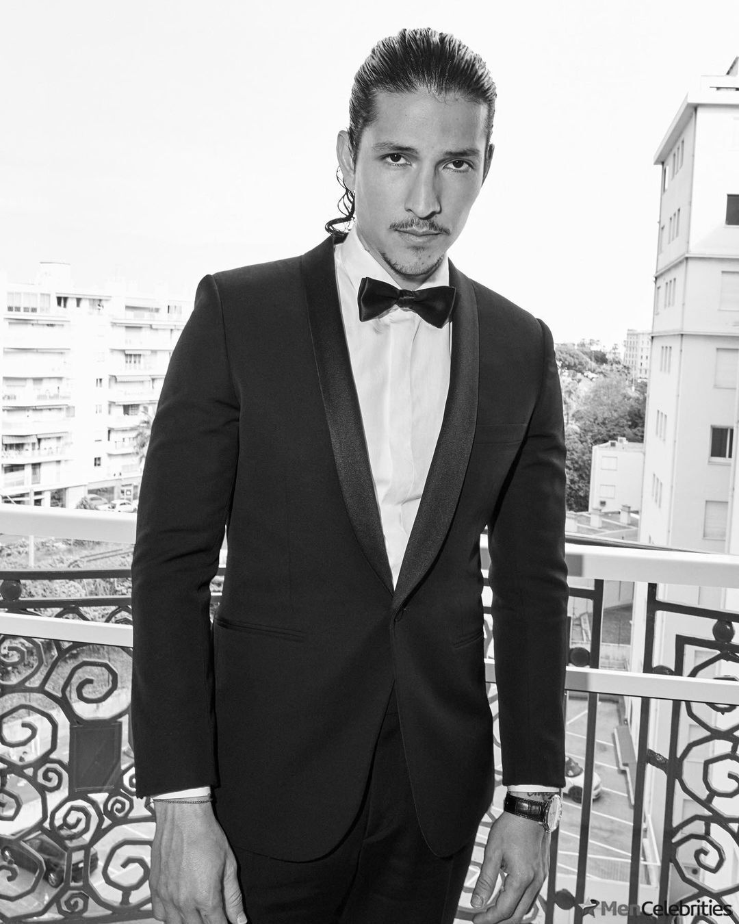 Danny Ramirez shirtless and underwear pics