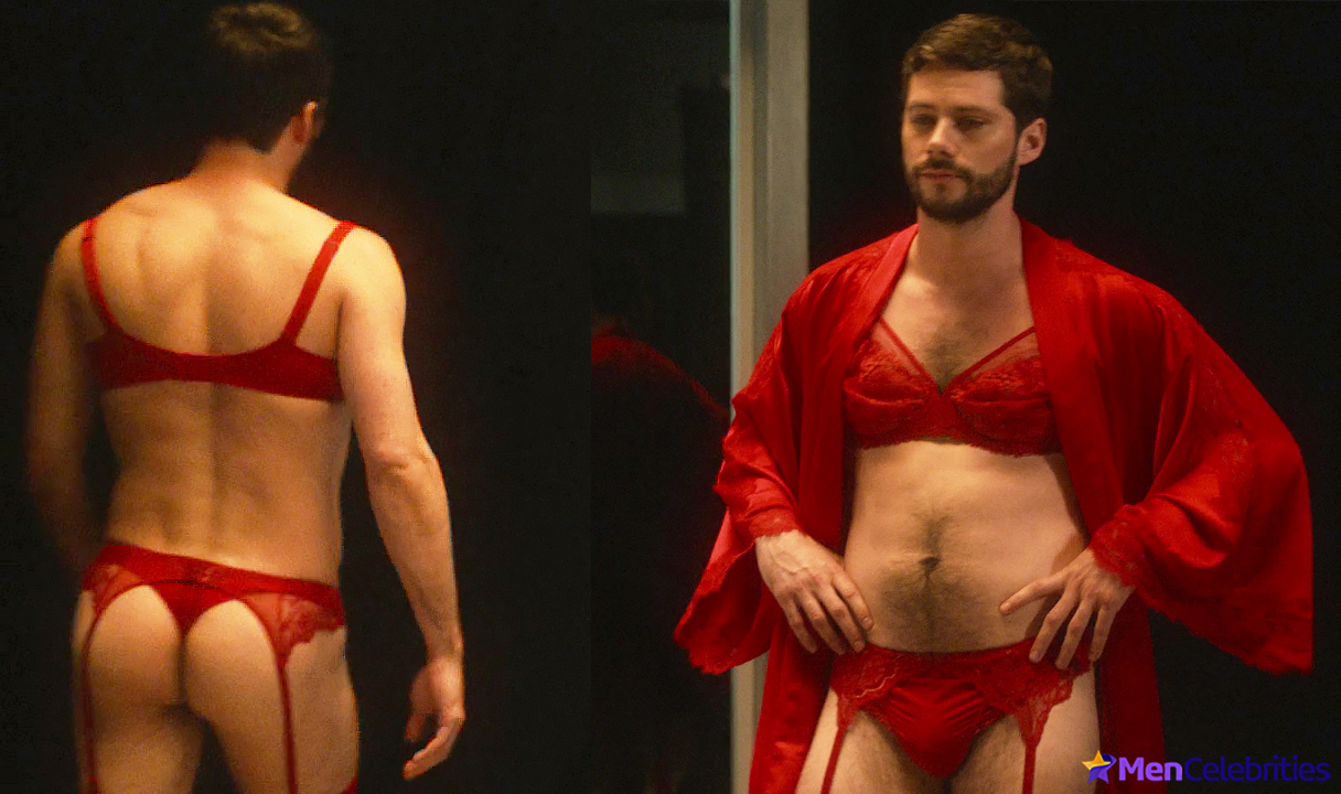 Dylan O'Brien nude butt