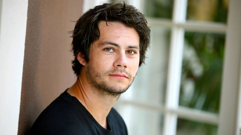 Dylan O’Brien Nude Gay Scenes & Sexy Shirtless Photos