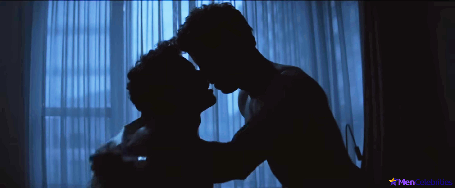 Francois Arnaud frontal nude and agy sex scenes