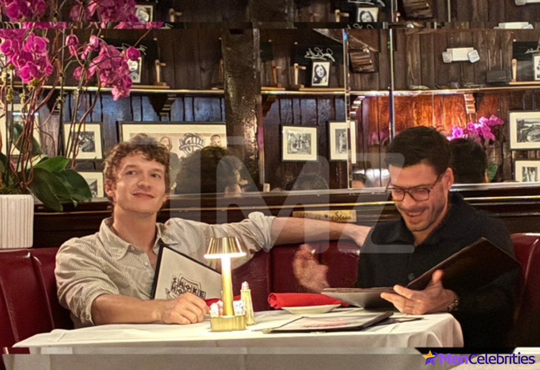 Francois Arnaud nude and underwear photos