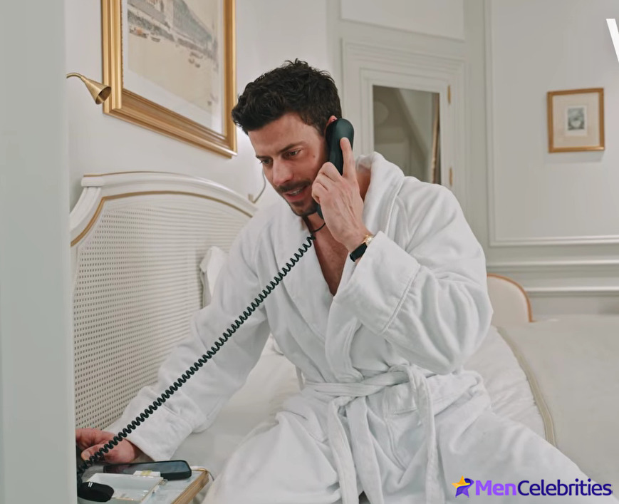 Francois Arnaud frontal nude and agy sex scenes