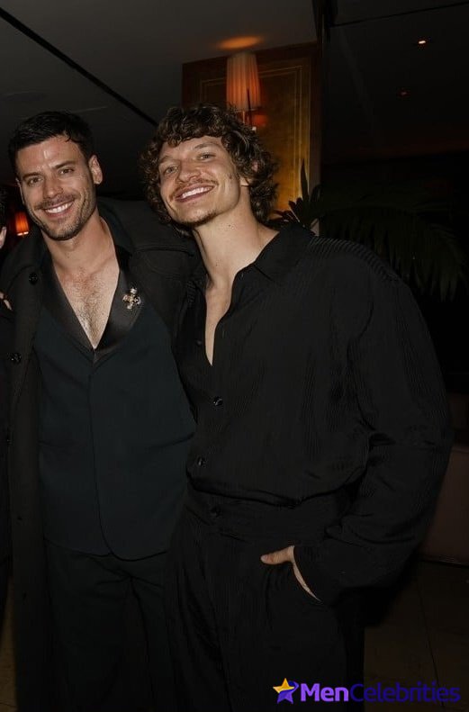 Francois Arnaud nude and underwear photos