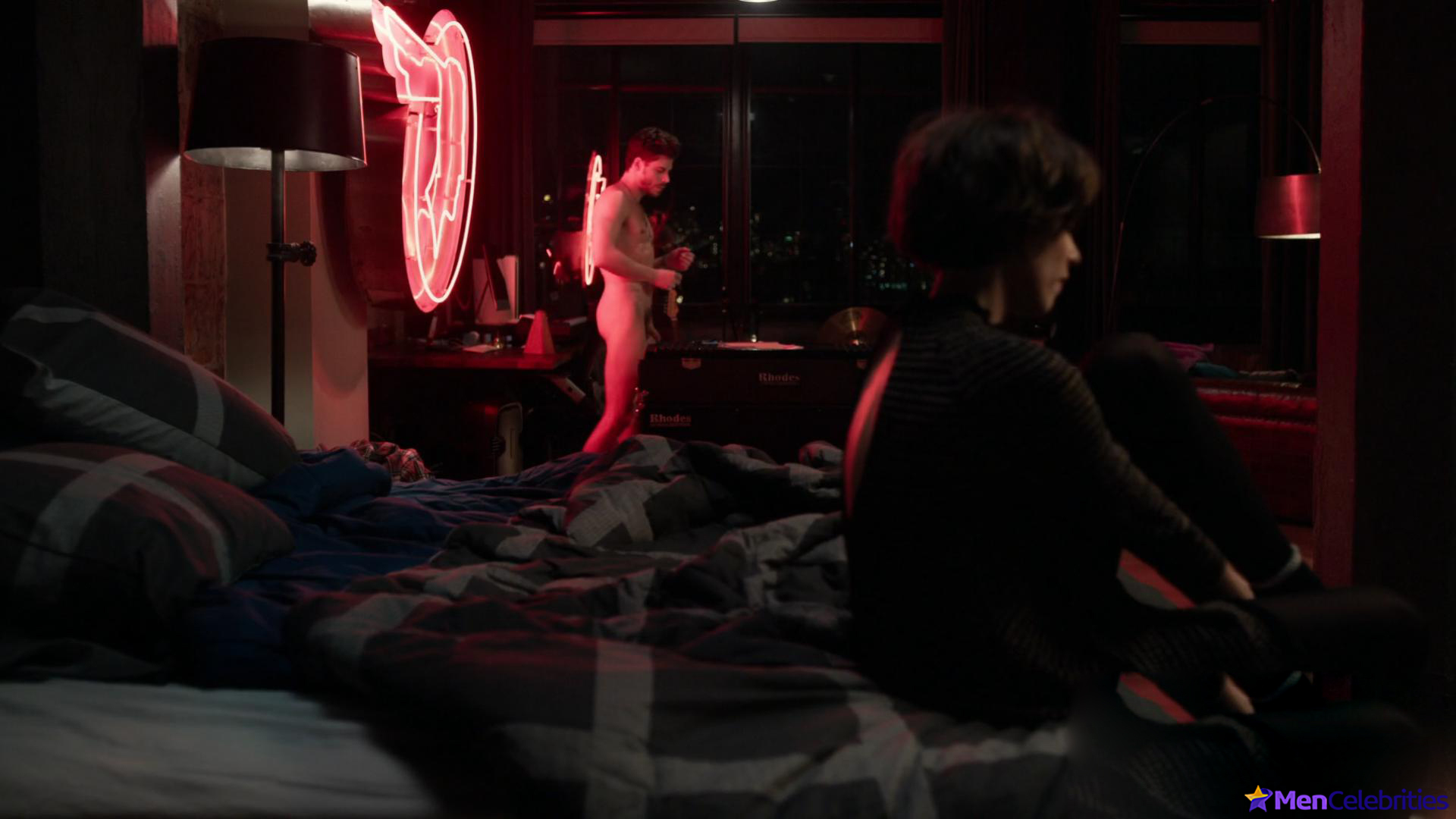 Francois Arnaud frontal nude and agy sex scenes