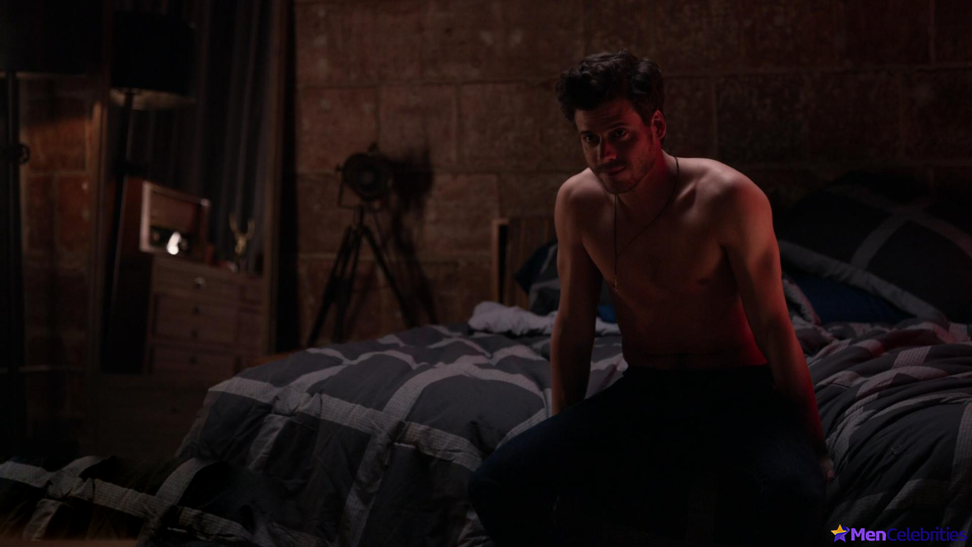 Francois Arnaud frontal nude and agy sex scenes