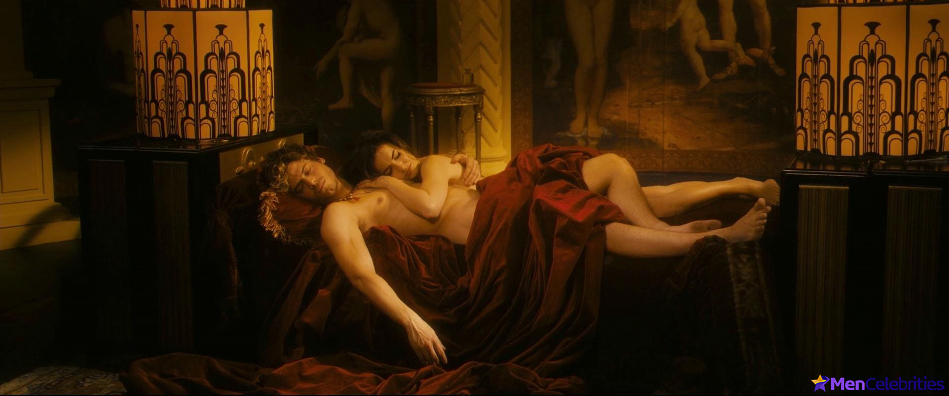 Francois Arnaud frontal nude and agy sex scenes