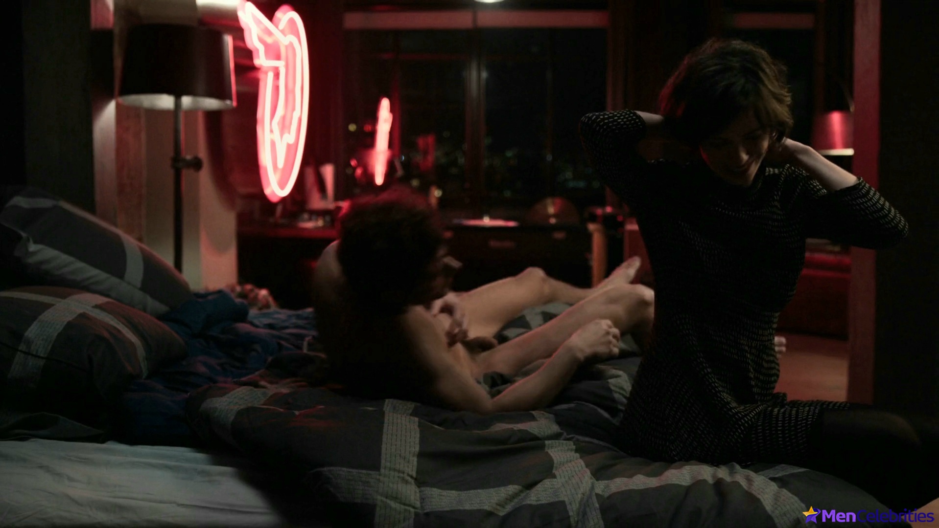 Francois Arnaud frontal nude and agy sex scenes