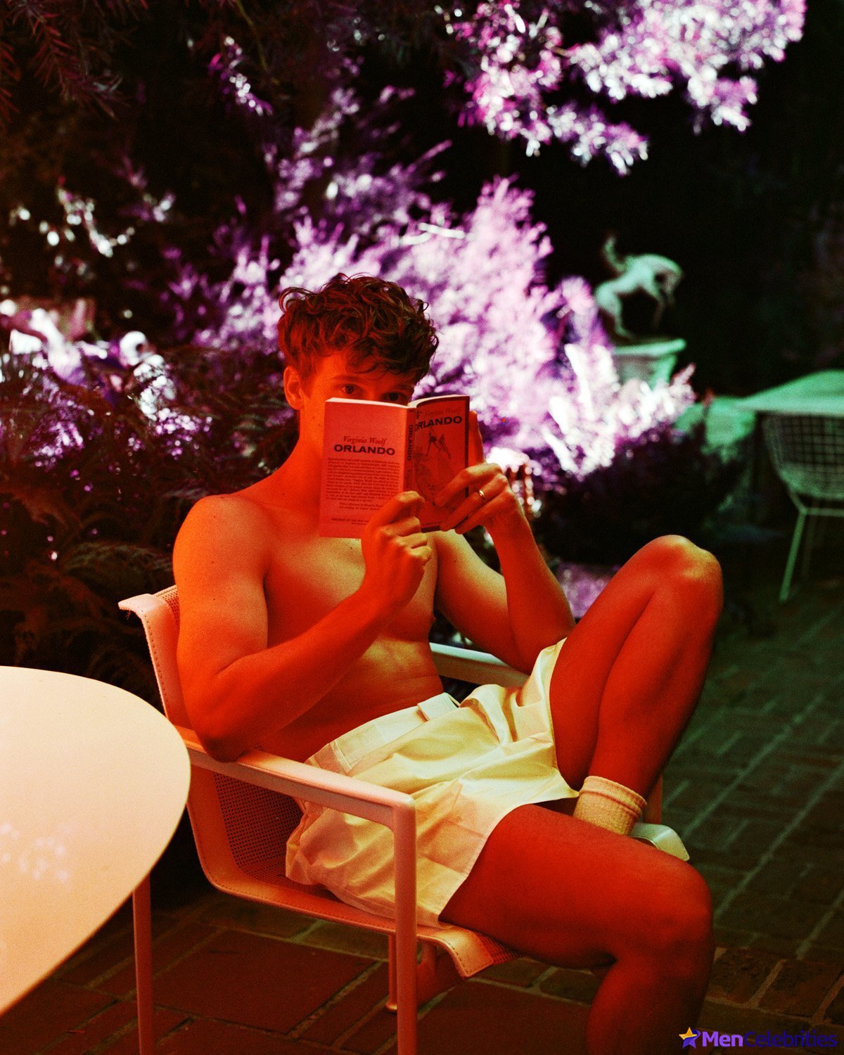 Hunter Doohan shirtless and bulge pics