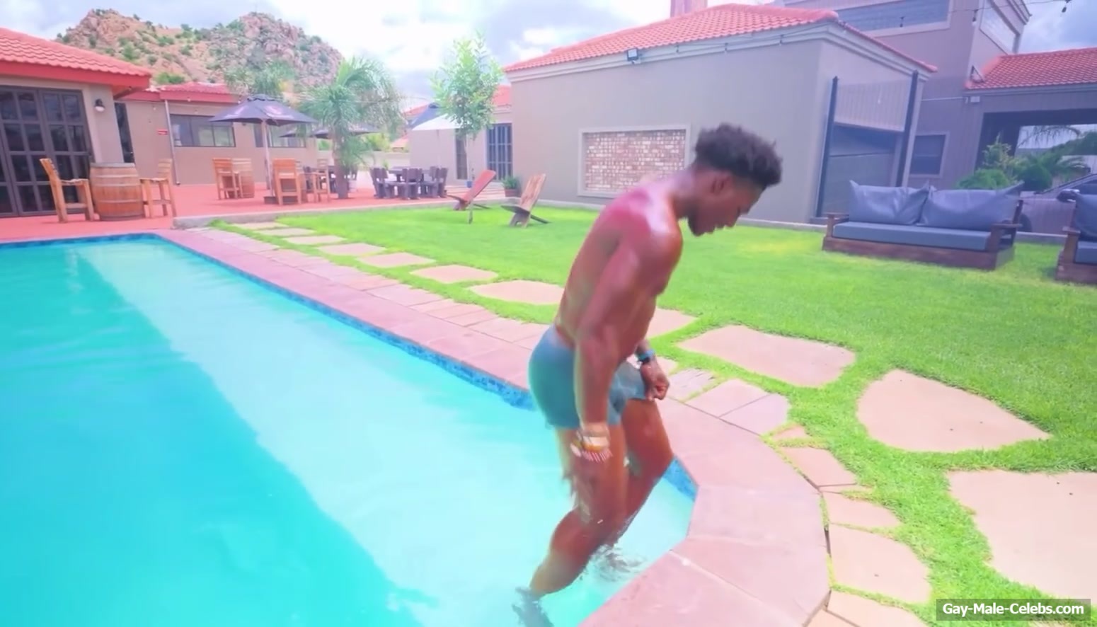 IShowSpeed Nude Penis Through Wet Shorts