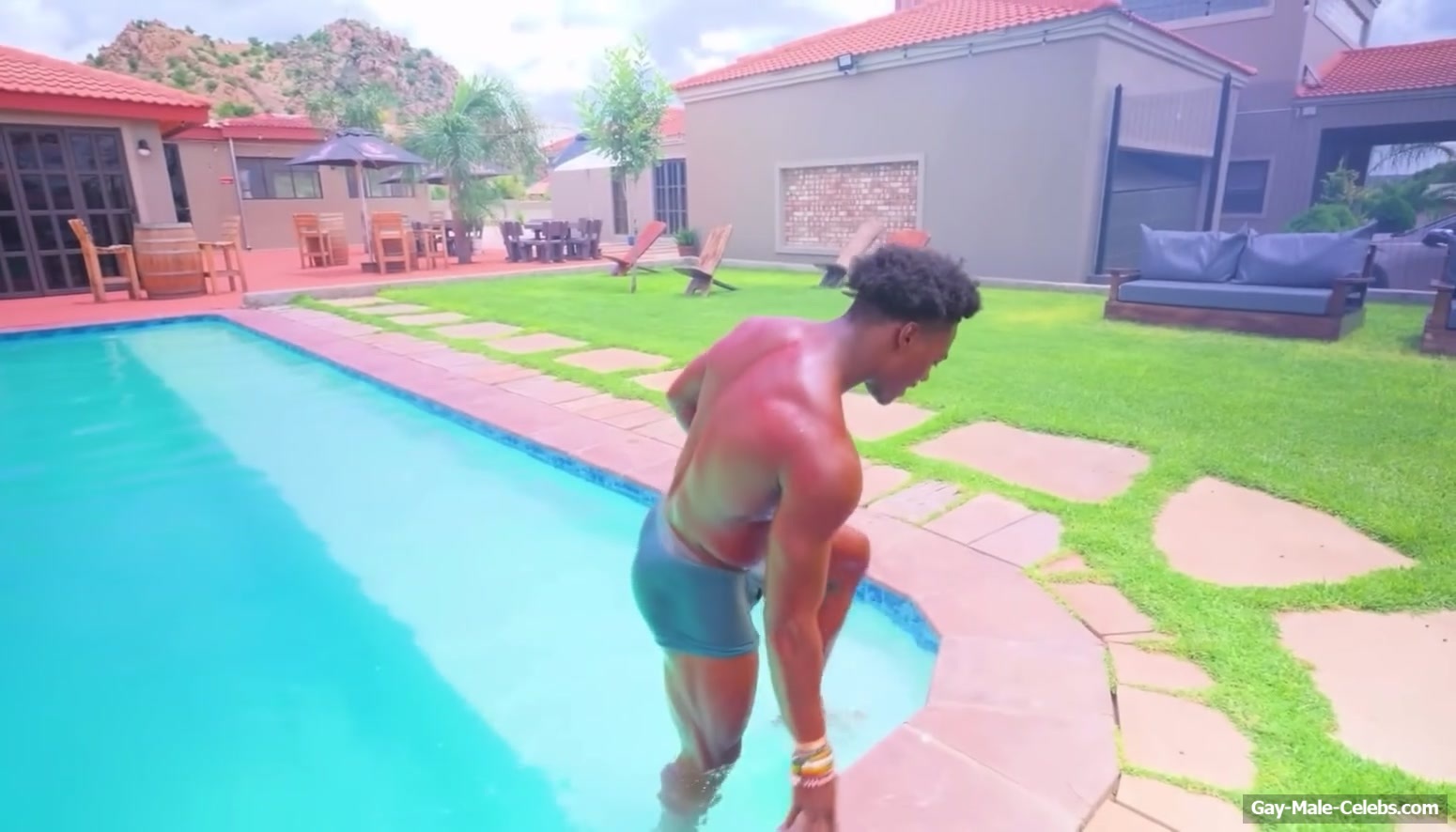 IShowSpeed Nude Penis Through Wet Shorts