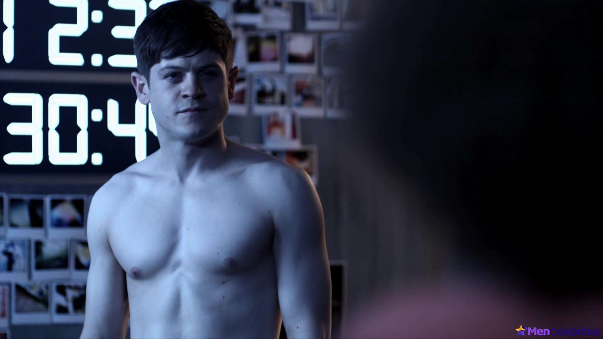 Iwan Rheon nude movie scenes