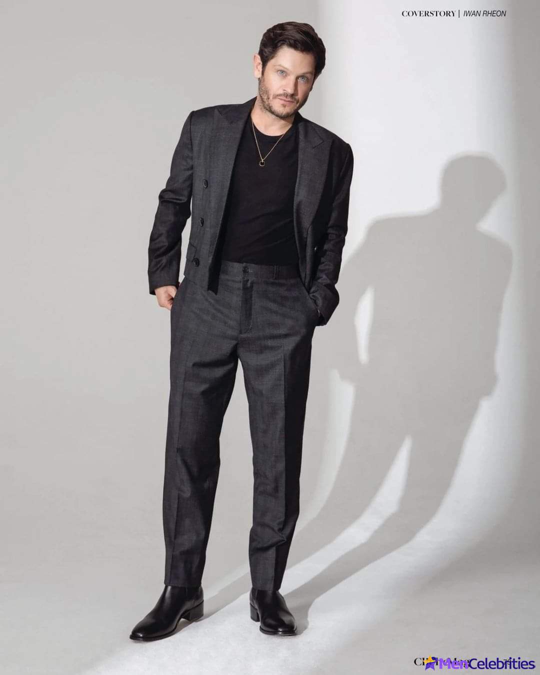 Iwan Rheon sexy photos